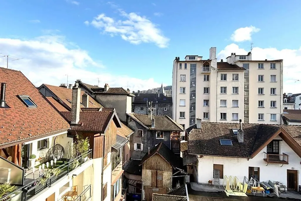 Le Serenite, T2 Hyper Centre, Calme Et Cosy Annecy Apartment